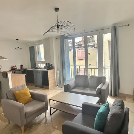 Grand Cosy Et Spacieux En Plein Coeur De Appartamento *