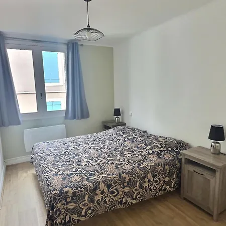 Grand Cosy Et Spacieux En Plein Coeur De Appartamento